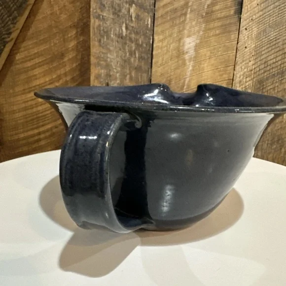 Vintage 2000 Sid Luck Pottery Blue Mixing Bowl Spout & Handle Signed Farmhouse - Picture 6 of 12